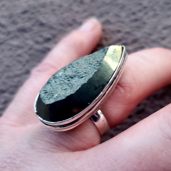 New Pyrite Apache Gold 925 Silver Ring. - Picture 7 of 7